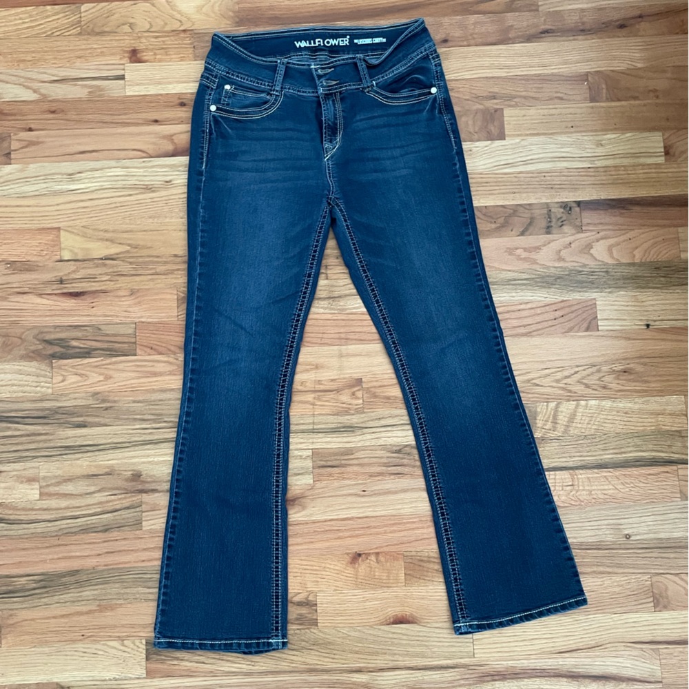 Wallflower the luscious curvy boot cut dark jeans size 11 reg